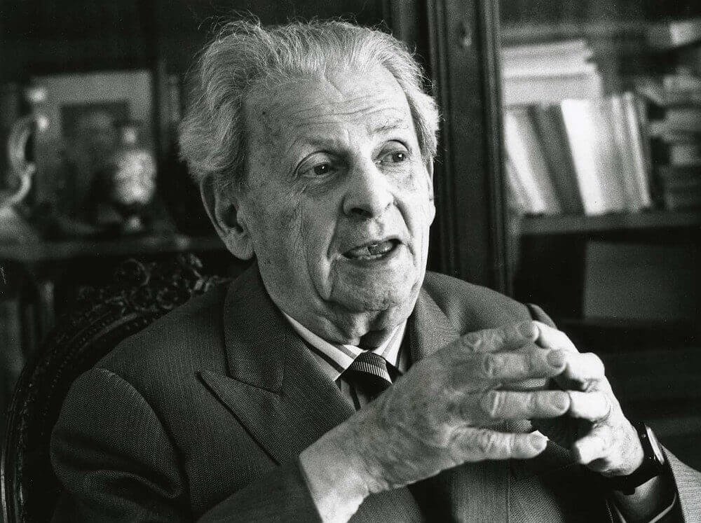 Messianic Triumph of Ethics?  Emmanuel Lévinas and the aporia in the thinking of the Other